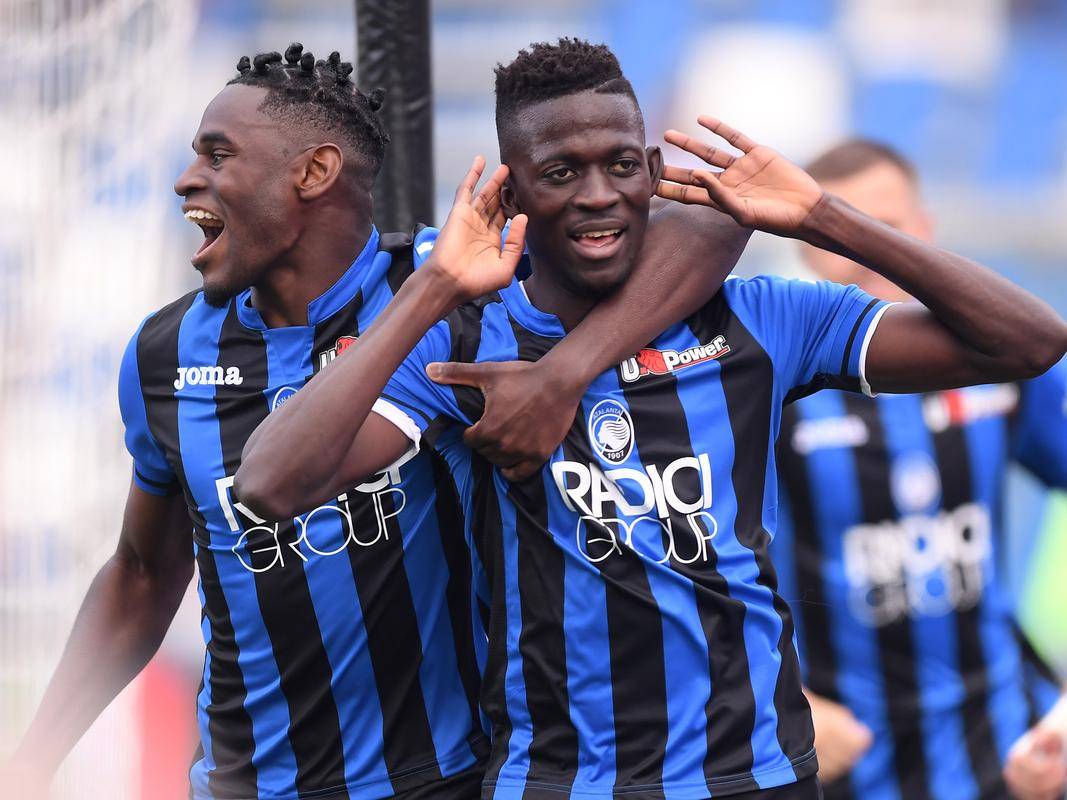 卡塔尼亚主场大胜帕尔马,提前锁定意甲资格 卡塔尼亚主场大胜帕尔马,提前锁定意甲资格