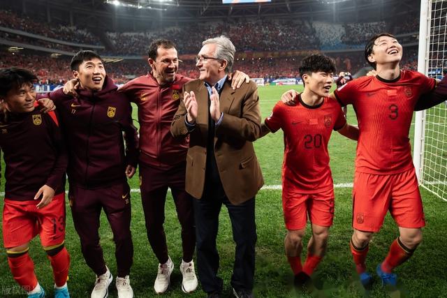 本土球队在国际足球舞台上引发关注 本土球队在国际足球舞台上引发关注