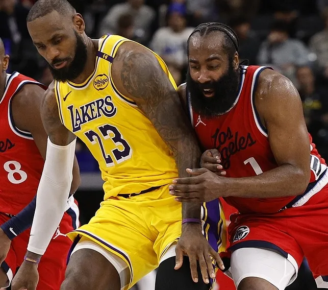 明星PK:揭幕战湖人对阵快船 明星PK:揭幕战湖人对阵快船