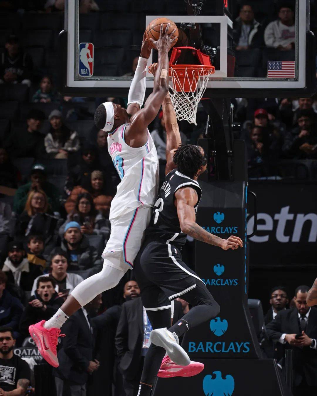 湖人险胜爵士,阿德巴约惊艳世界的简单介绍 湖人险胜爵士,阿德巴约惊艳世界的简单介绍