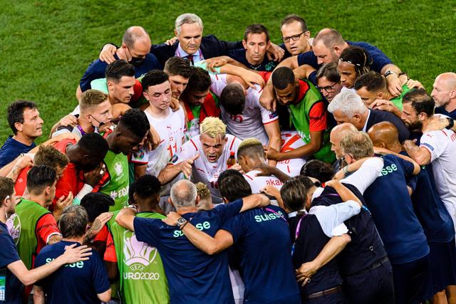 关于阿森纳轻取那不勒斯,佩德里制霸全场的信息 关于阿森纳轻取那不勒斯,佩德里制霸全场的信息