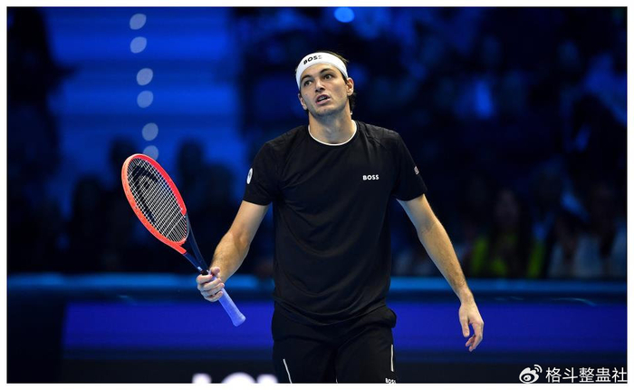 美网碾压年终总决赛,兹维列夫带队取胜 美网碾压年终总决赛,兹维列夫带队取胜